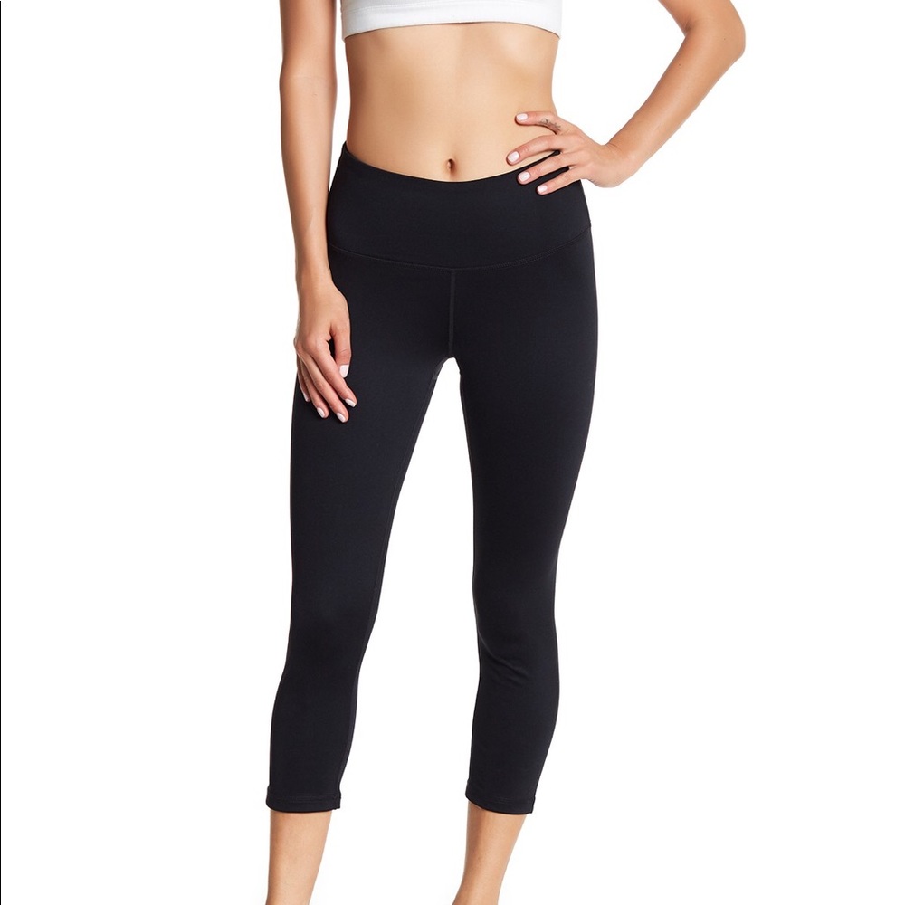 NWOT Z by zella athletic Capri leggings